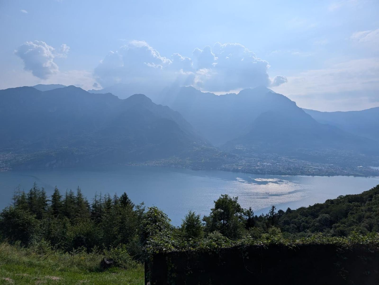 Campeggio Madonna Del Ghisallo Oliveto Lario Exterior foto