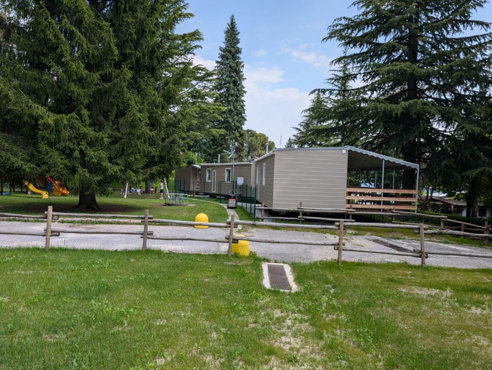 Campeggio Madonna Del Ghisallo Oliveto Lario Exterior foto